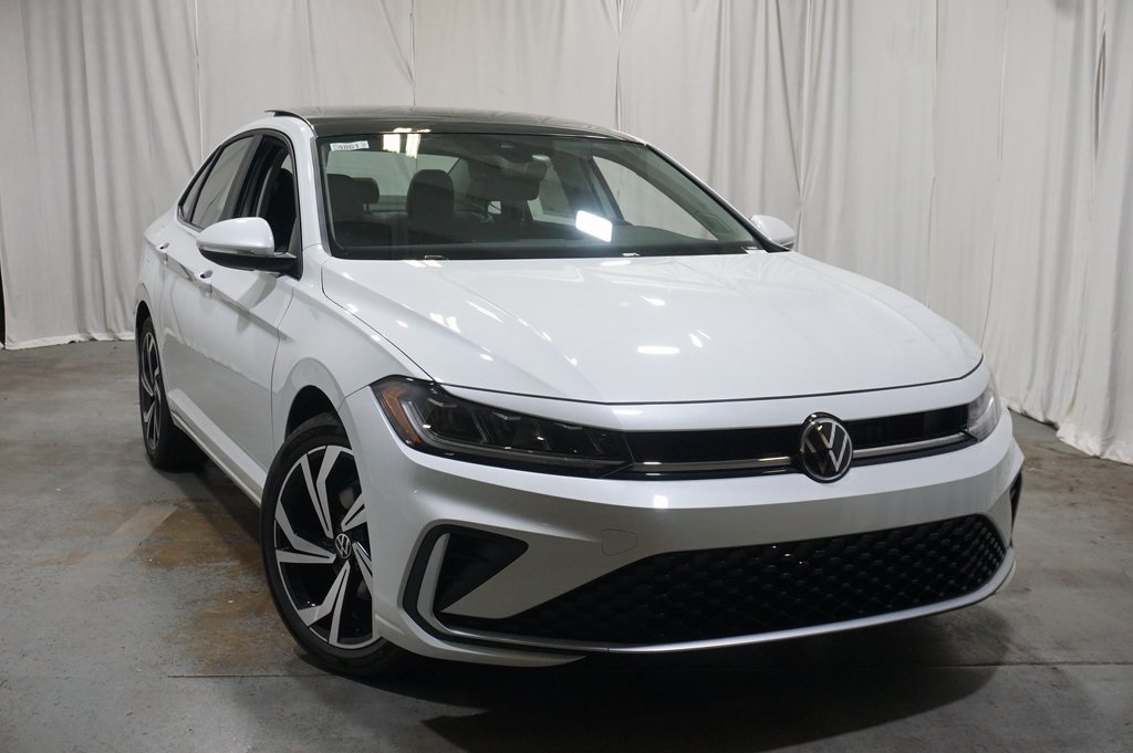 2025 Volkswagen Jetta 1.5T SEL photo 4