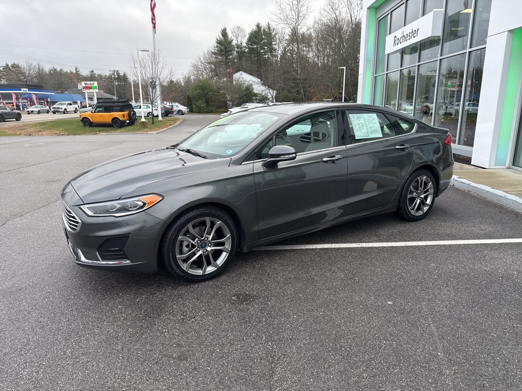 2020 Ford Fusion SEL photo 2