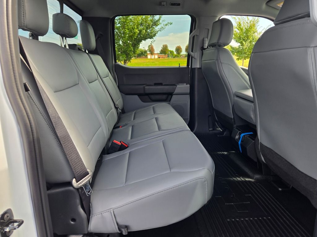 2026 Ford F-250 photo 8