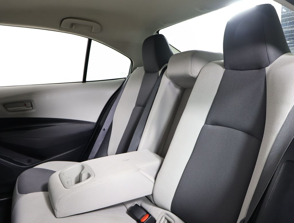 2023 Toyota Corolla LE photo 12