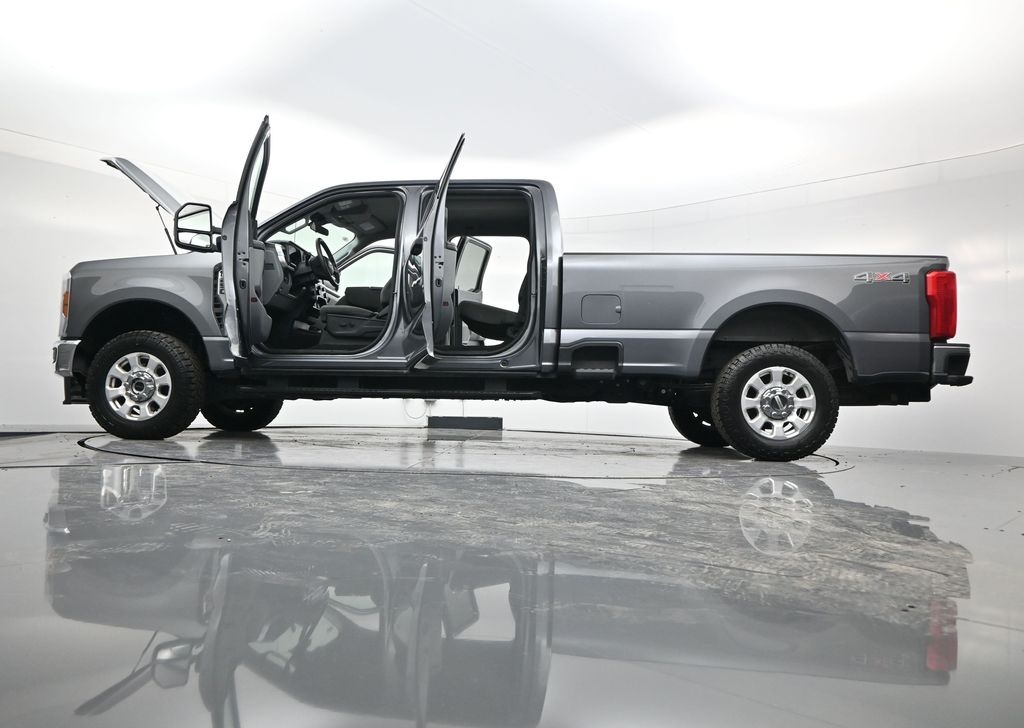 2024 Ford F-250 photo 56