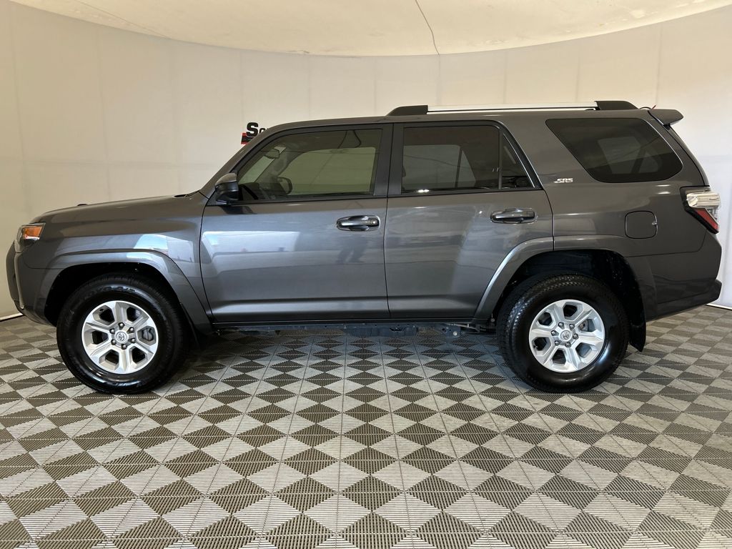 2023 Toyota 4Runner SR5 photo 17