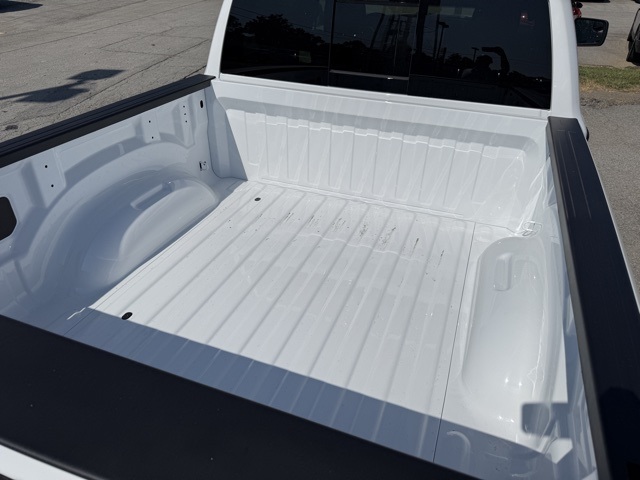 2025 Ram 1500 Tradesman photo 8