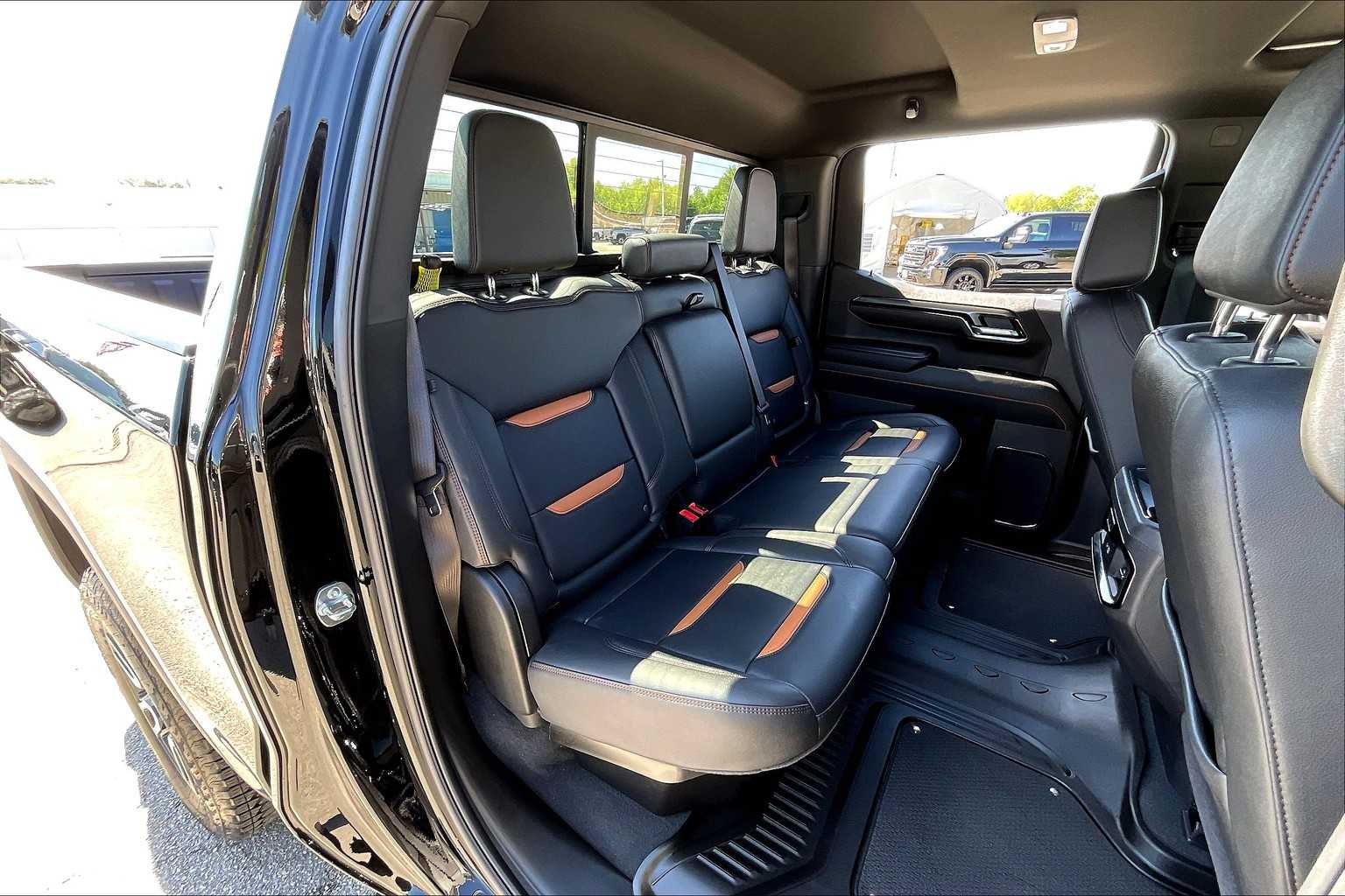 2025 Gmc Sierra AT4 photo 19