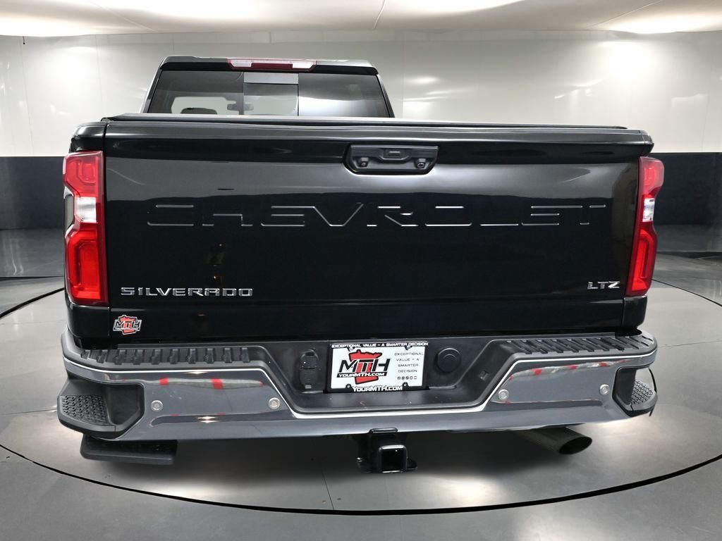 2022 Chevrolet Silverado 2500HD LTZ photo 5