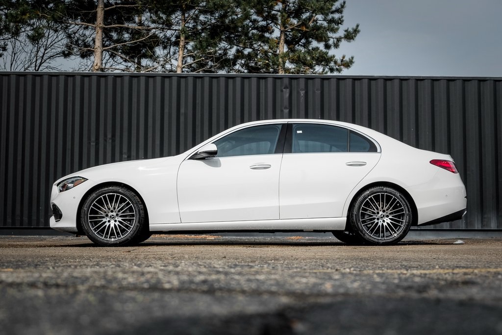 2025 Mercedes Benz C 300 4MATIC photo 3