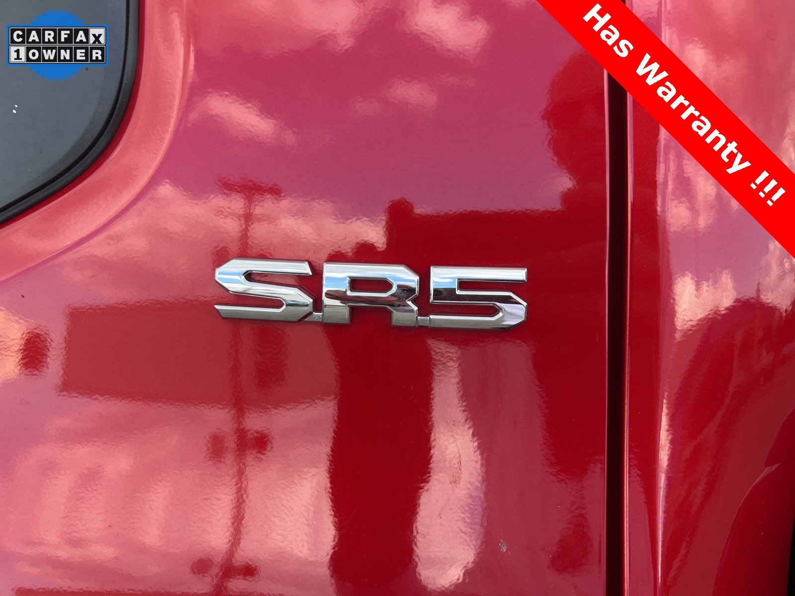 2024 Toyota Tacoma SR5 photo 11