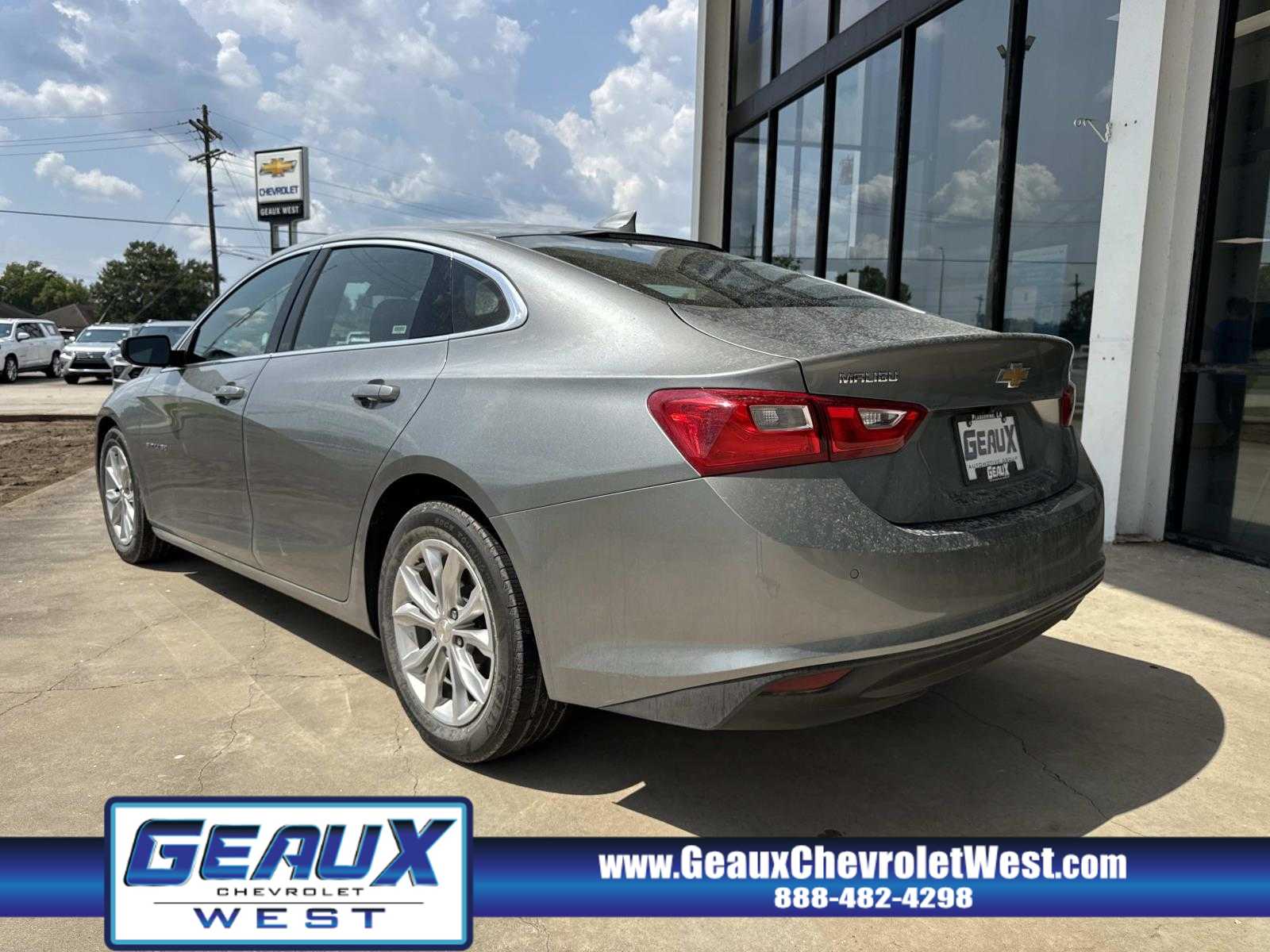 2024 Chevrolet Malibu 1LT photo 8