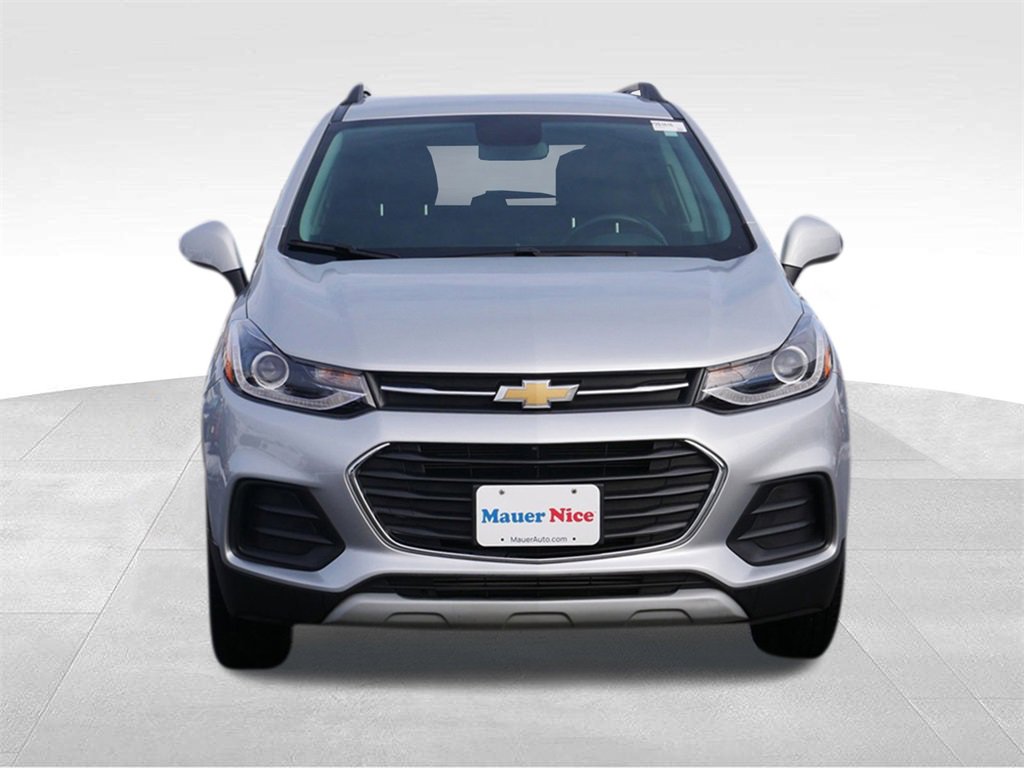 Used 2022 Chevrolet Trax LT with VIN KL7CJPSM8NB558156 for sale in Inver Grove Heights, Minnesota