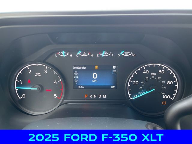 2025 Ford F-350 photo 2