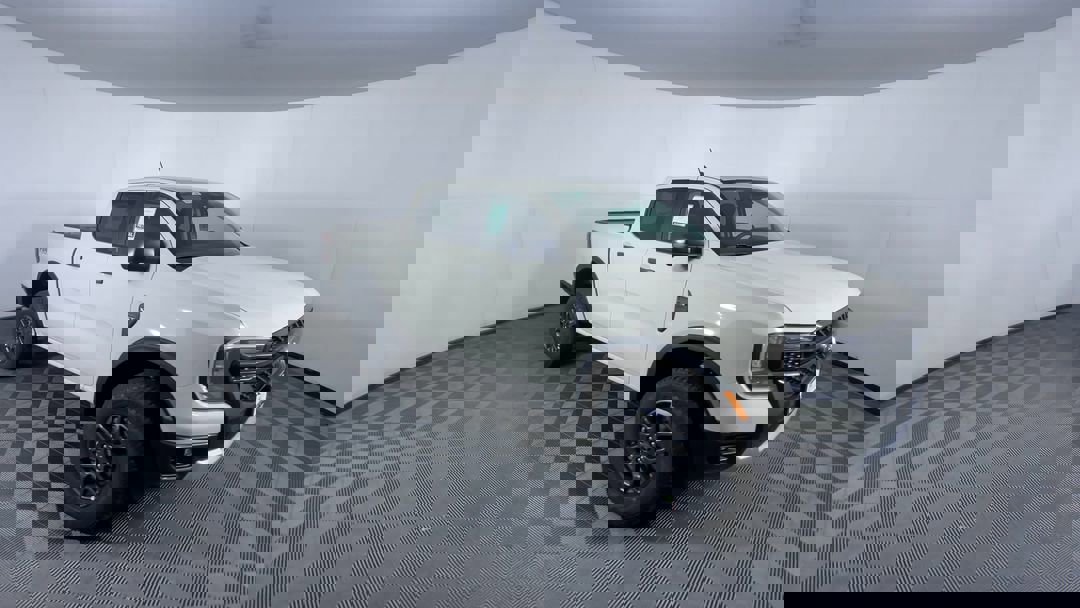 2025 Ford Ranger XLT photo 2