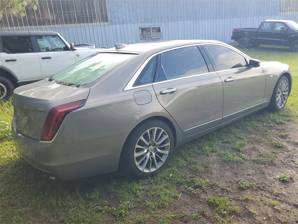 2018 Cadillac CT6 Luxury photo 3