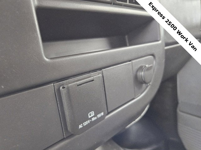2016 Chevrolet Express 2500 Cargo photo 18