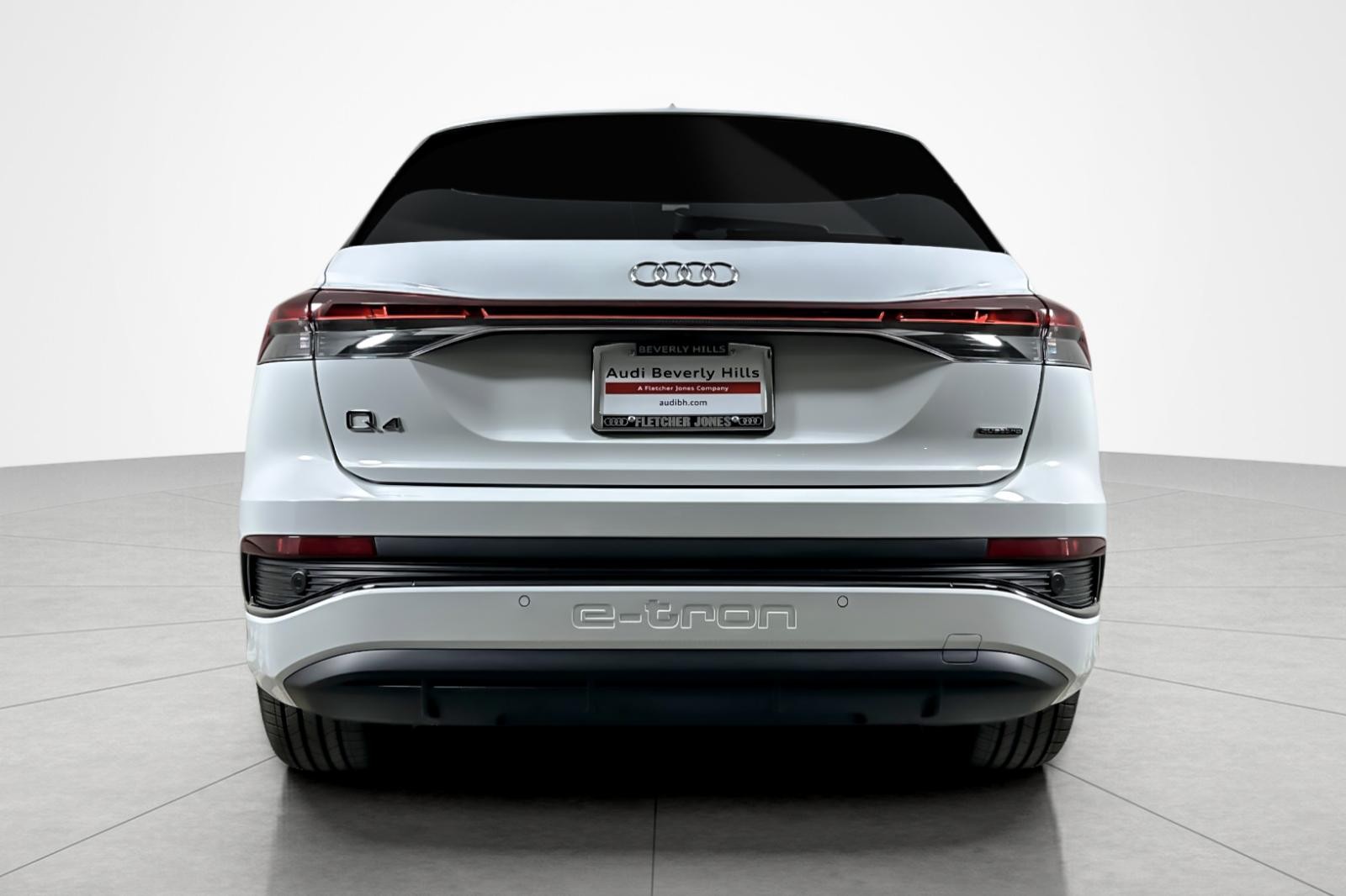 2024 Audi Q4 E-tron Premium Plus 55 photo 4