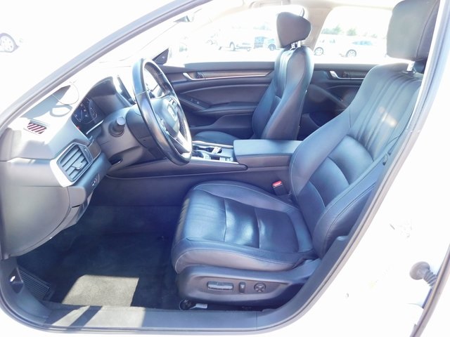 2019 Honda Accord EX-L photo 13