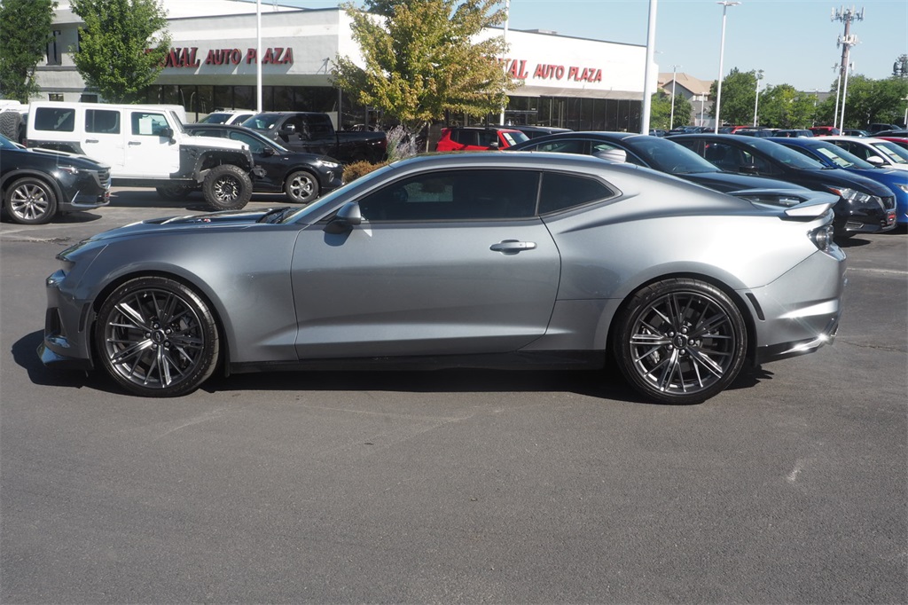2022 Chevrolet Camaro ZL1 photo 5