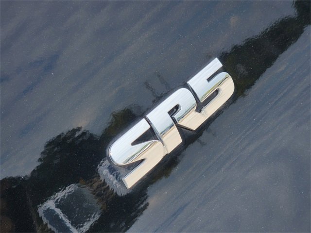 2022 Toyota 4Runner 4WD SR5 Premium photo 11