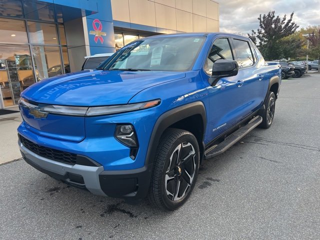 Used 2025 Chevrolet Silverado EV LT with VIN 1GC10ZED2SU405664 for sale in Wallingford, CT