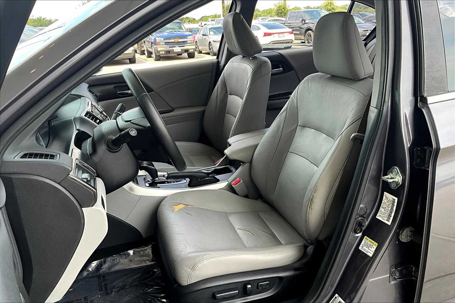 2015 Honda Accord EX-L photo 7