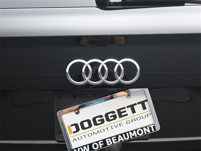 2019 Audi Q7 55 Premium photo 12