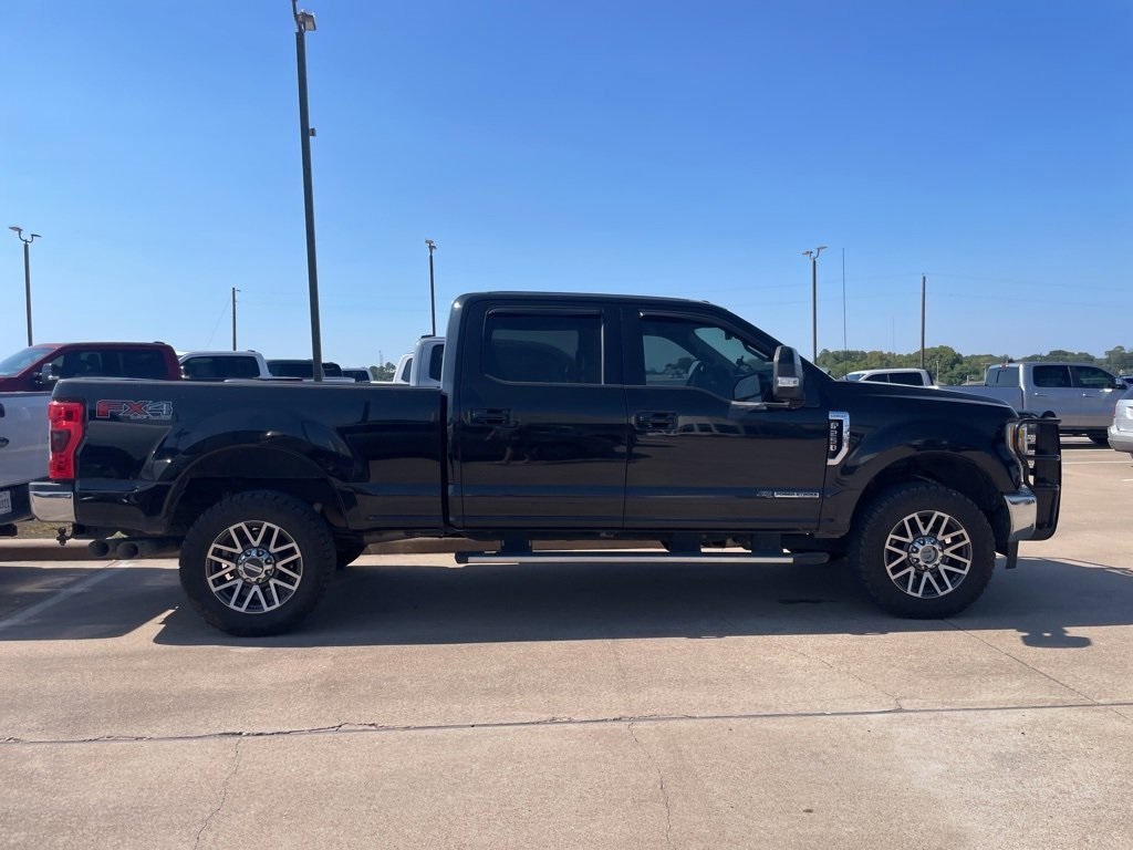 2017 Ford F-250 photo 2