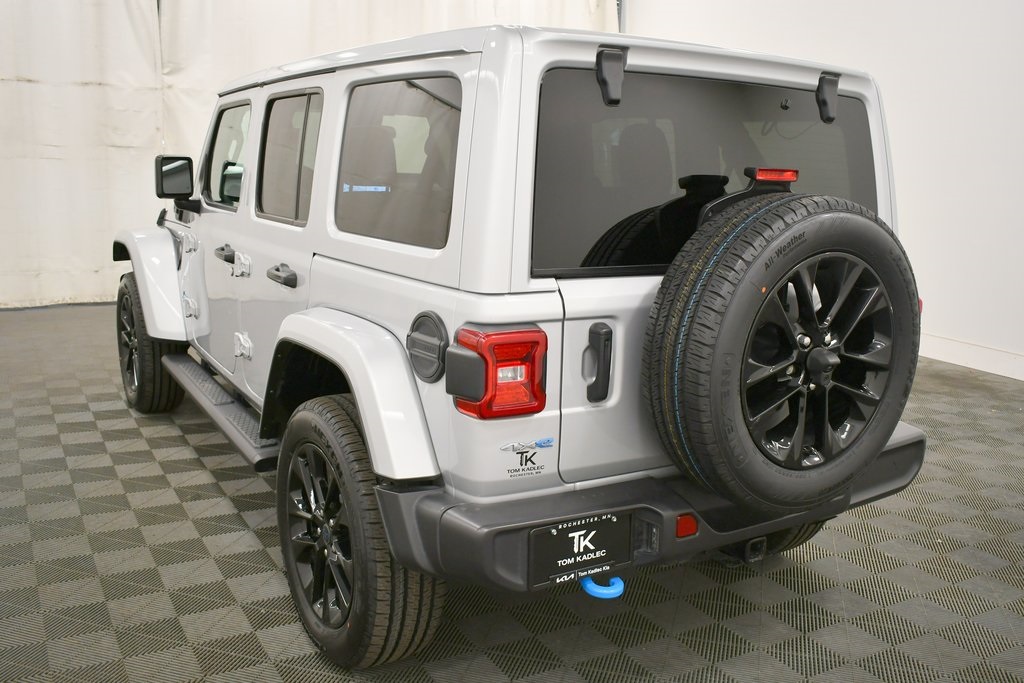 2024 Jeep Wrangler Sahara 4xe photo 5