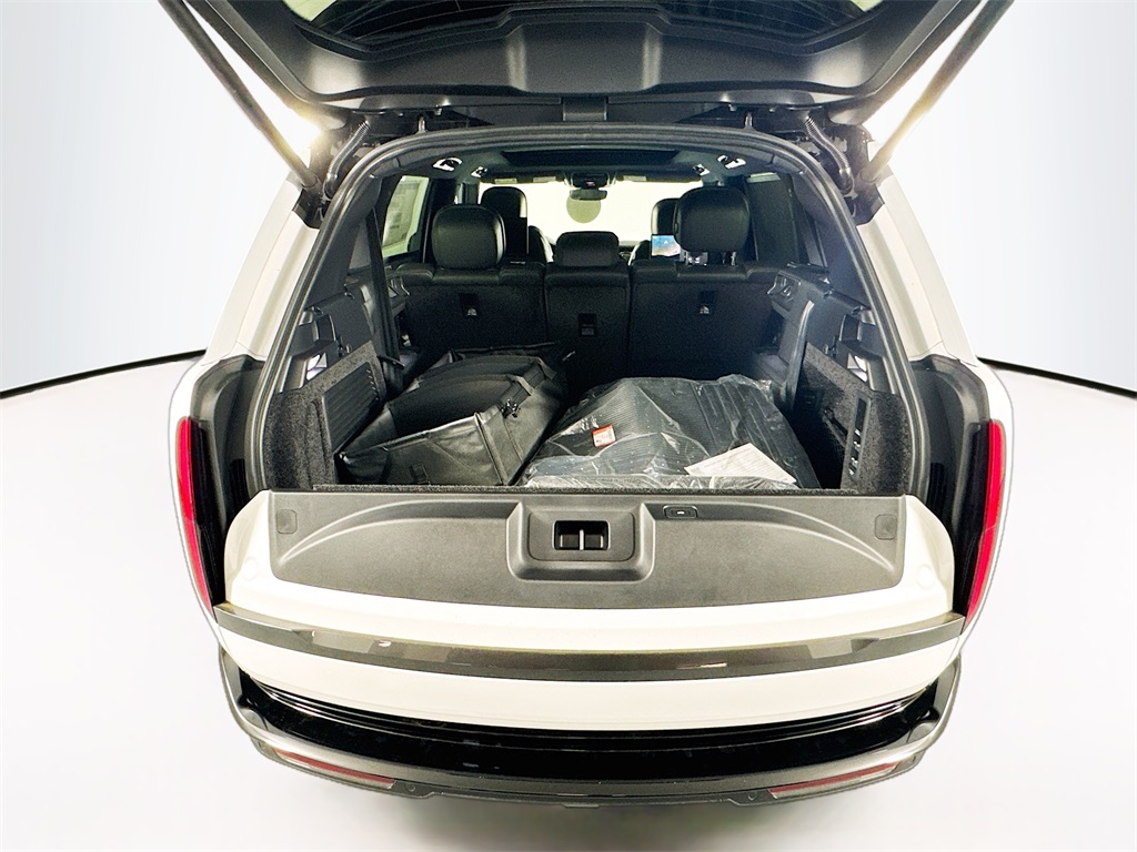 2025 Land Rover Range Rover SE photo 23