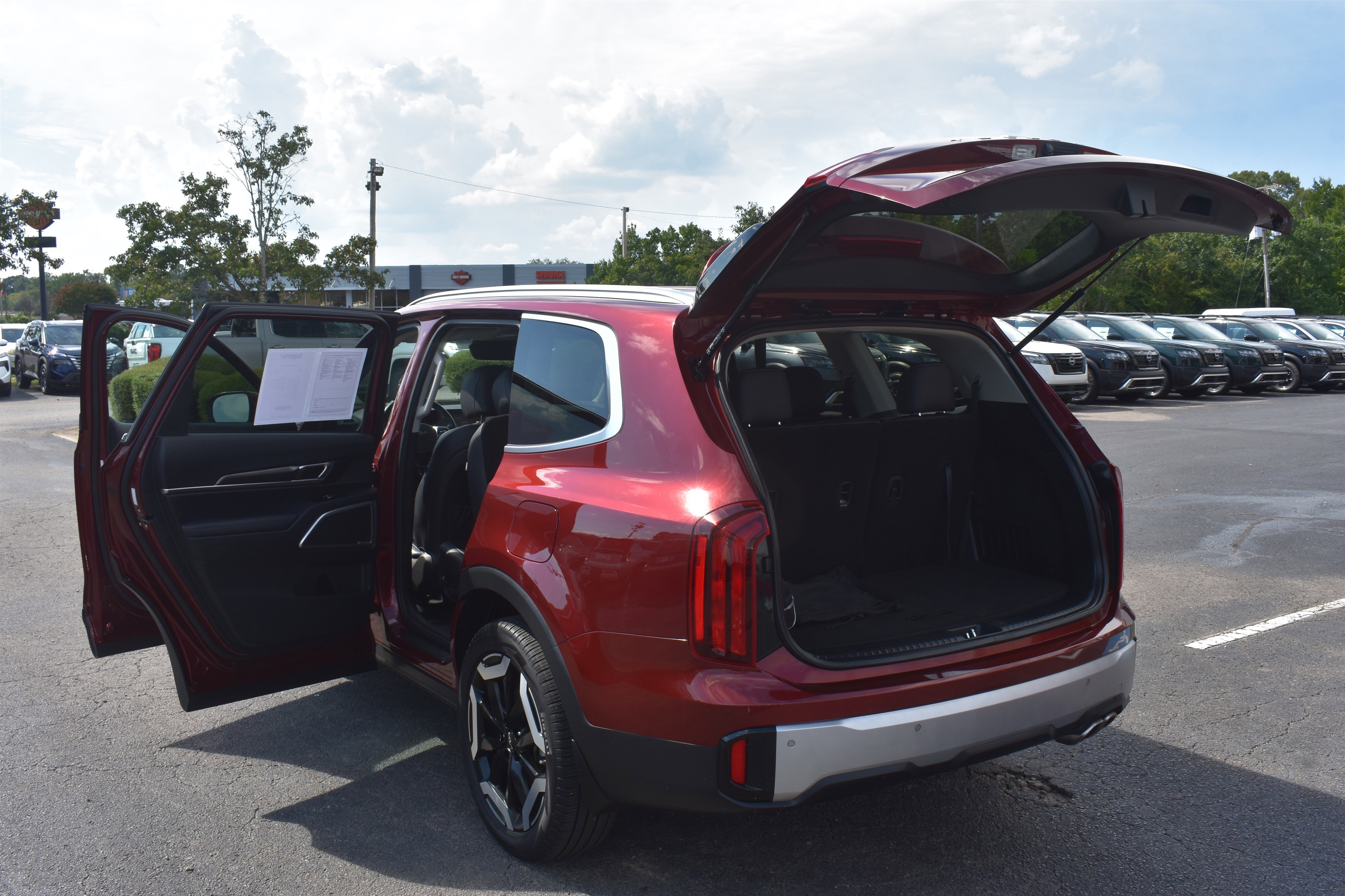 2024 Kia Telluride S photo 4