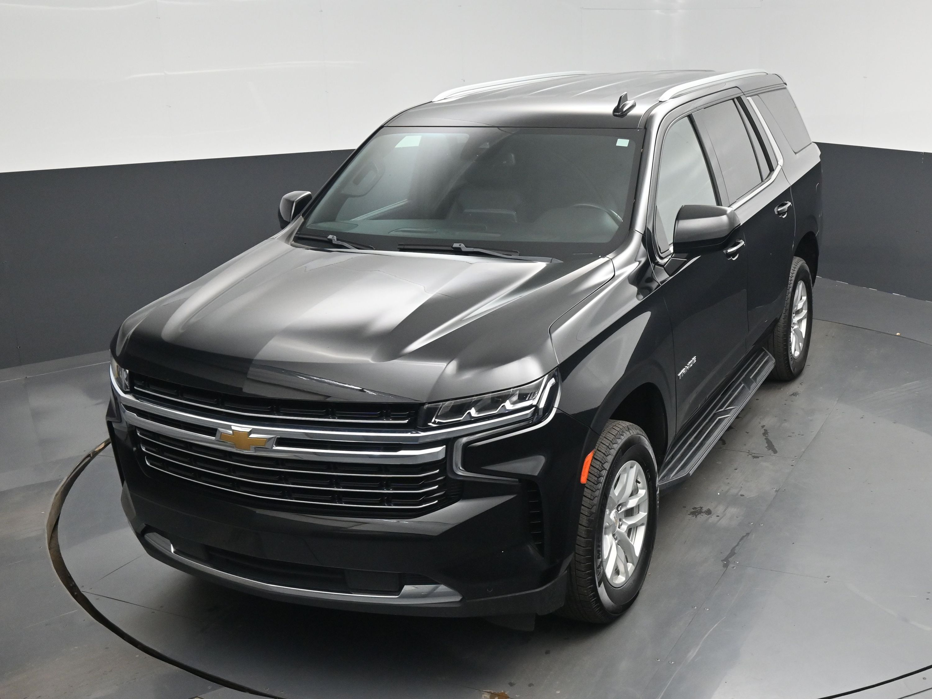 2023 Chevrolet Tahoe LT photo 13