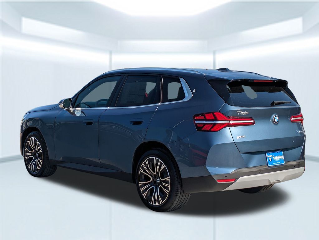 2026 Bmw X3 photo 3