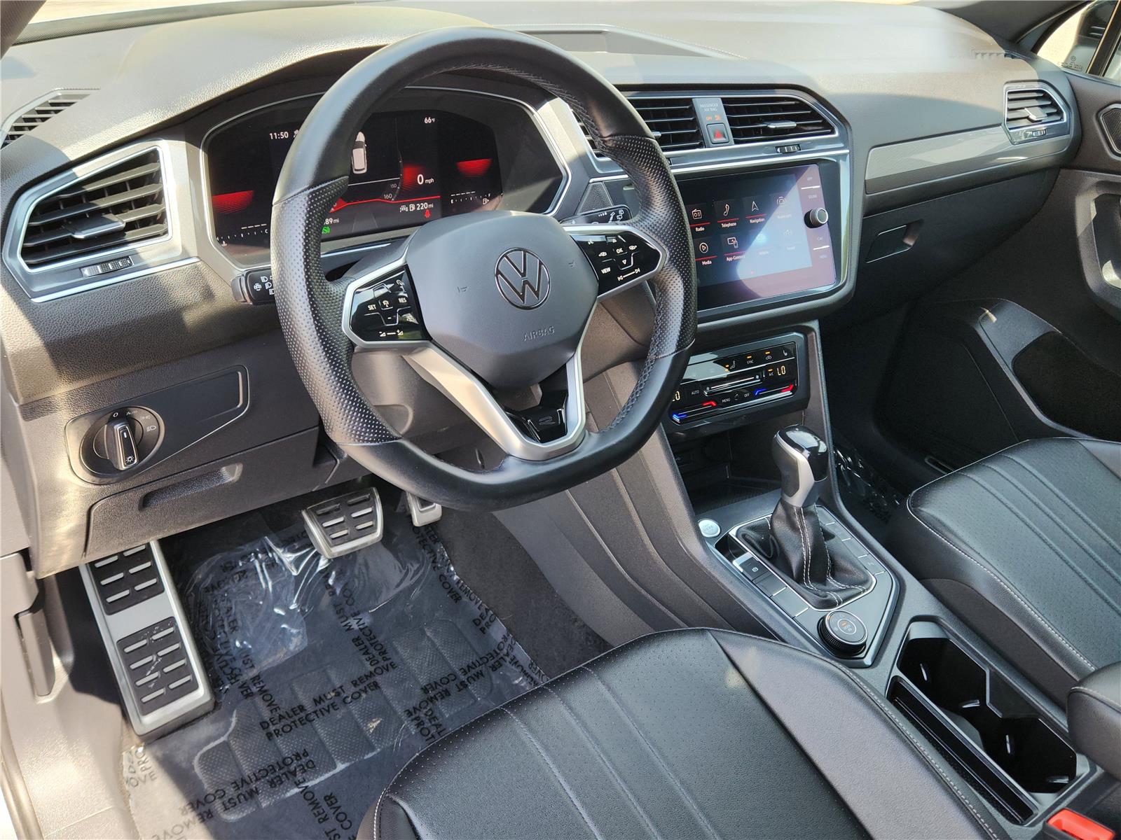 2022 Volkswagen Tiguan SE R-Line Black photo 3