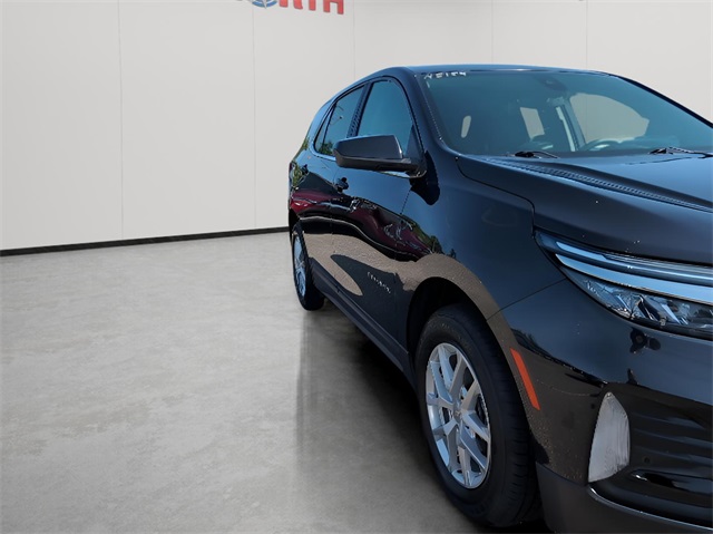 2023 Chevrolet Equinox LT photo 4