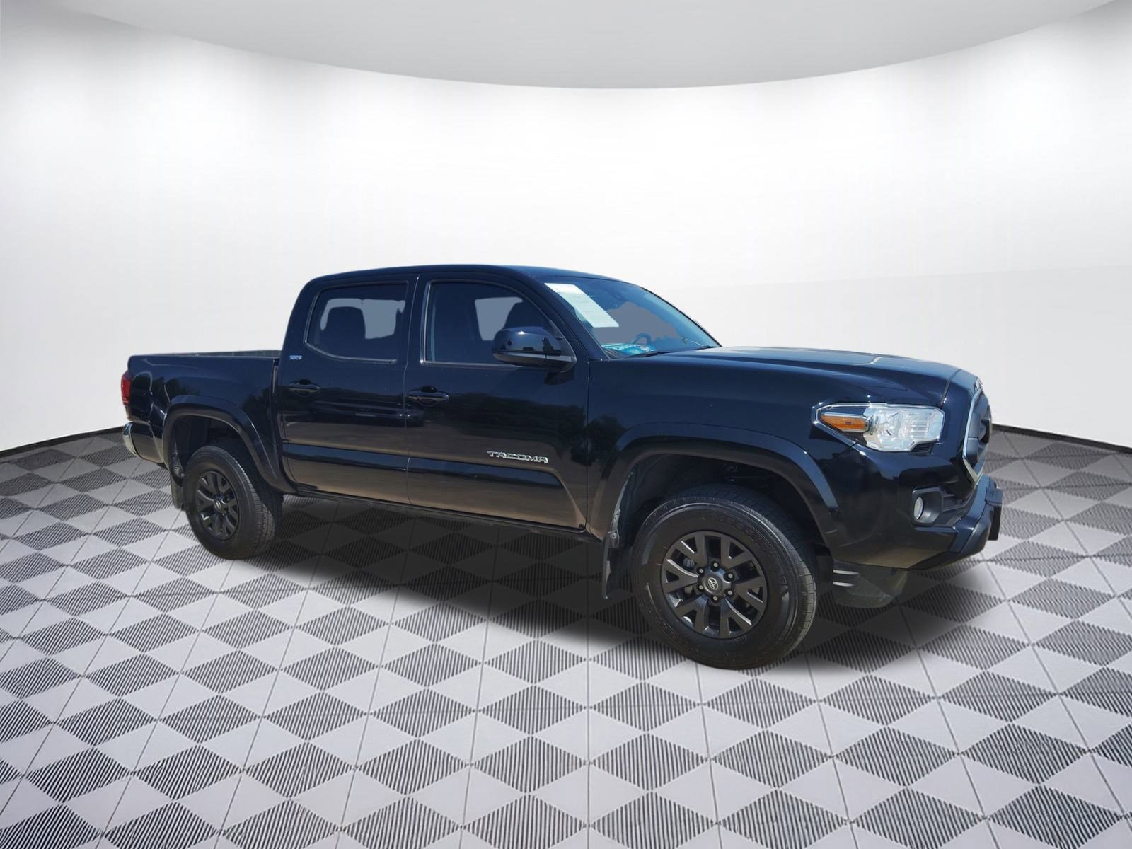 2023 Toyota Tacoma SR5 photo 7