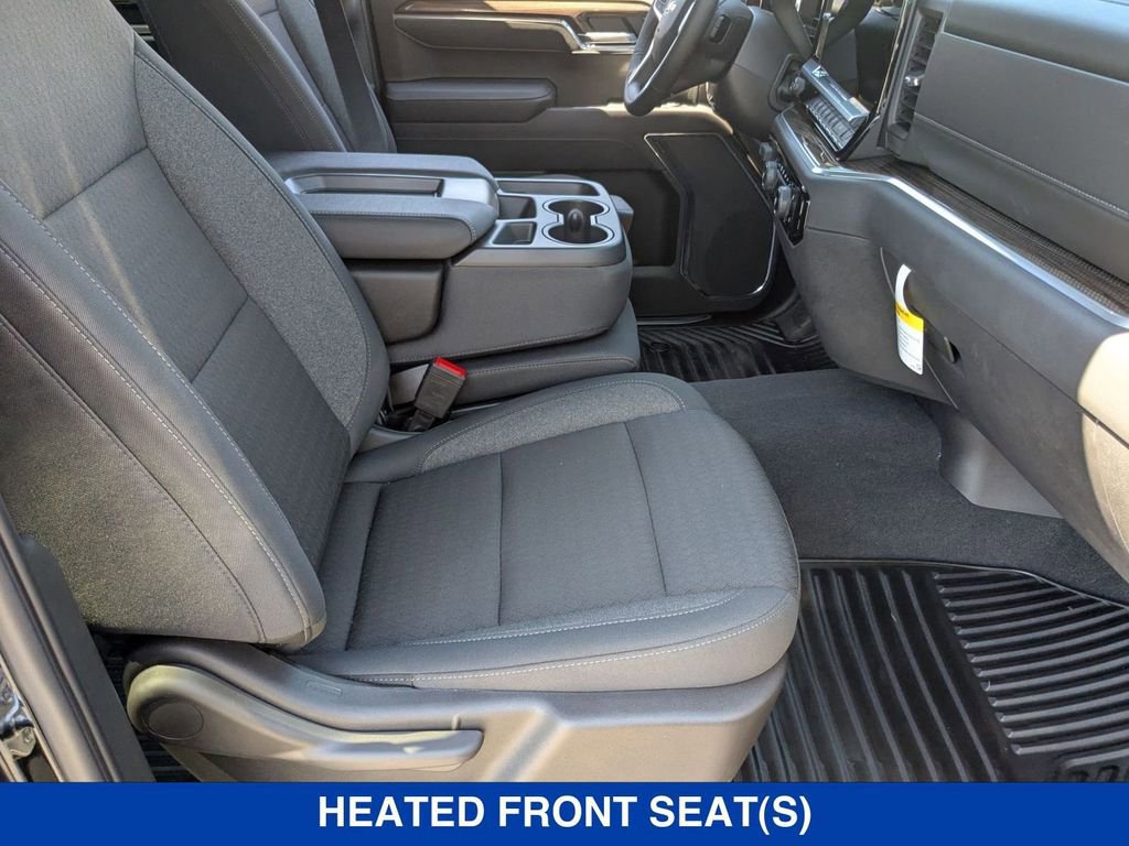 2025 Chevrolet Silverado 1500 LT photo 29