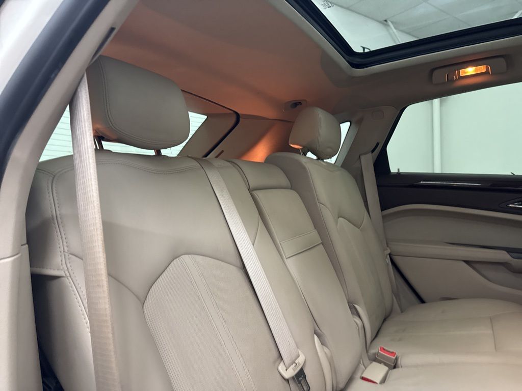 2012 Cadillac SRX Luxury photo 25