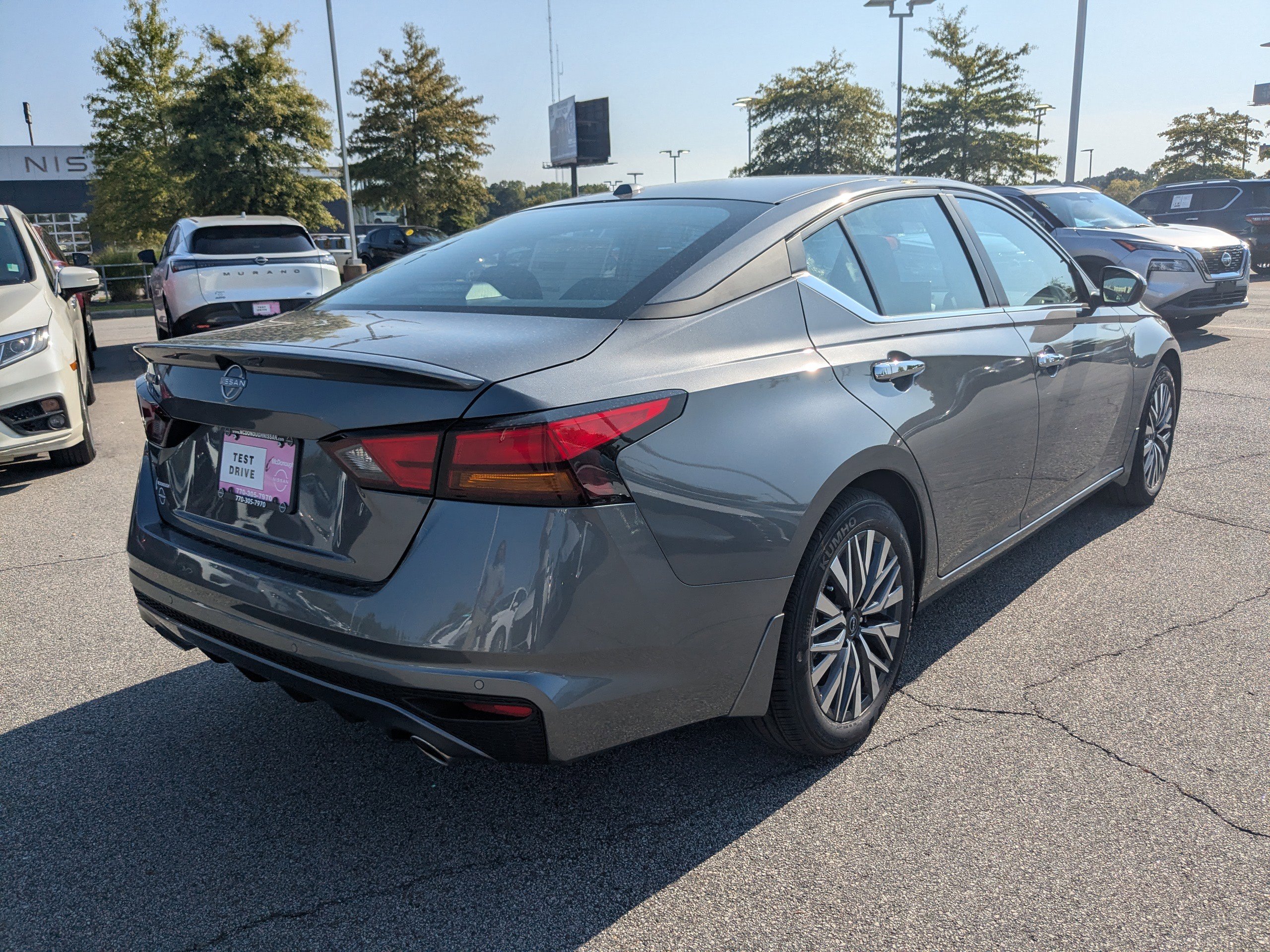 2025 Nissan Altima 2.5 SV photo 3