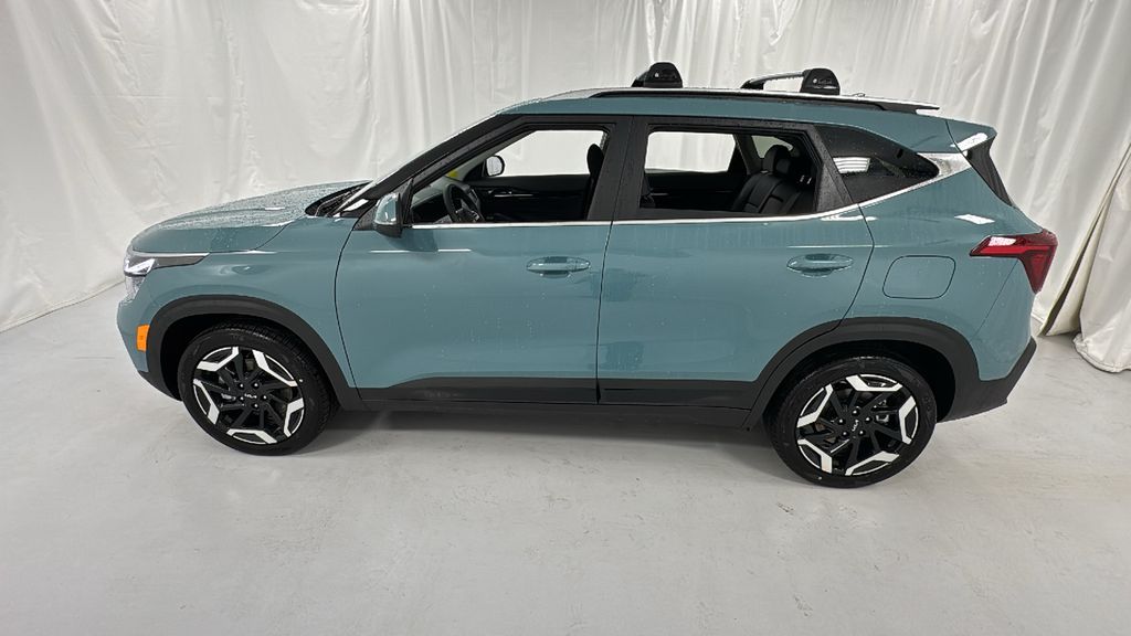 2026 Kia Seltos SX photo 6
