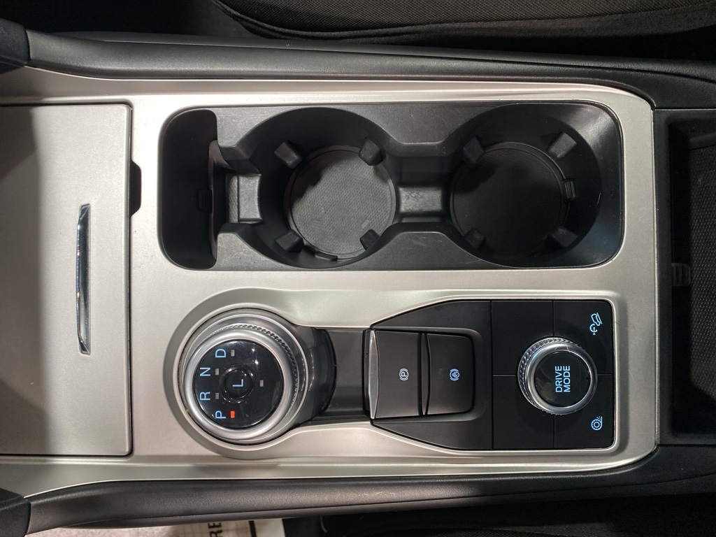2022 Ford Explorer XLT photo 22