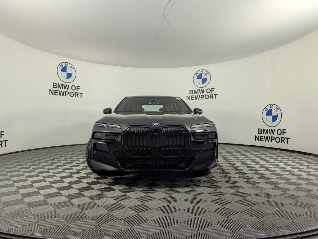 2025 Bmw i7 xDrive60 photo 2