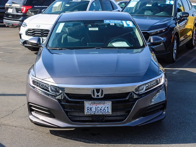 2019 Honda Accord LX photo 4