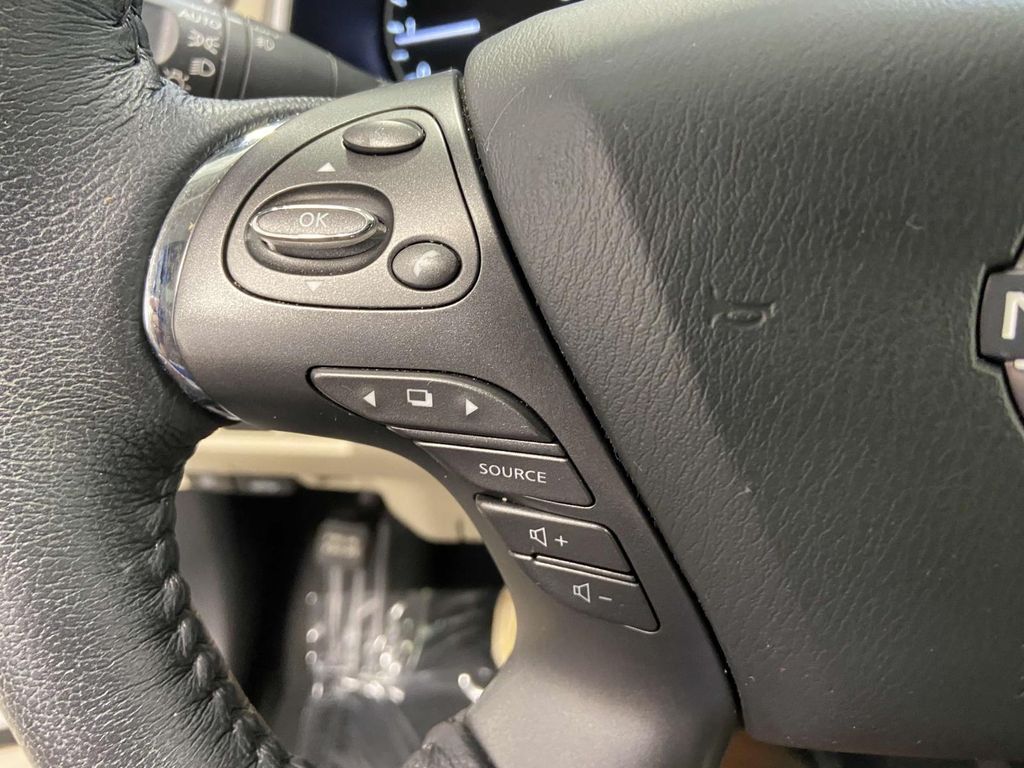 2024 Nissan Murano SL photo 18