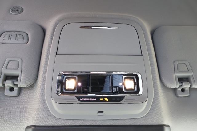2022 Lincoln Corsair Standard photo 27