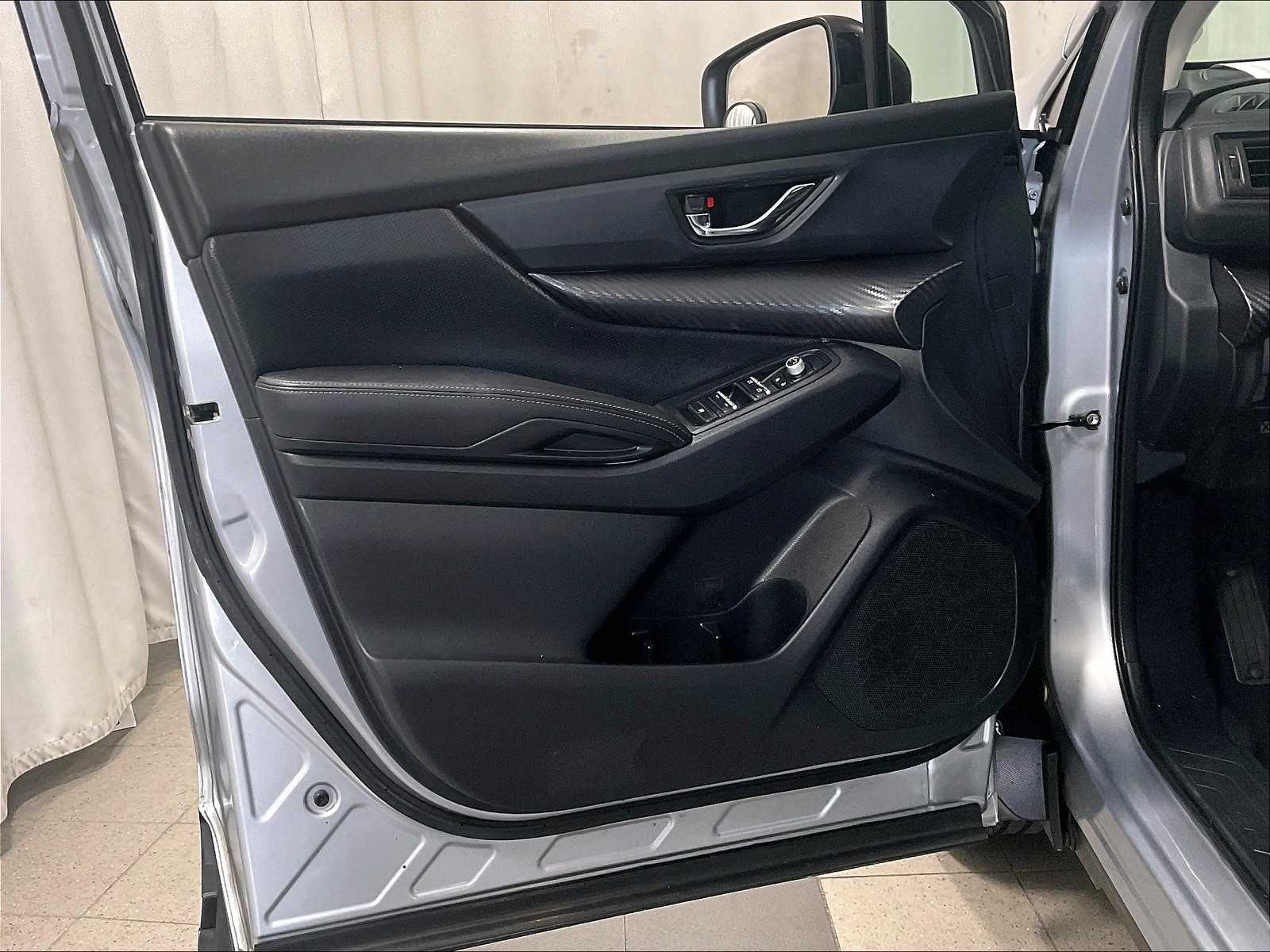 2022 Subaru Ascent Onyx Edition photo 8