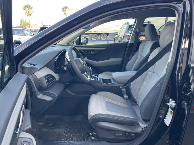 2025 Subaru Outback Premium photo 16
