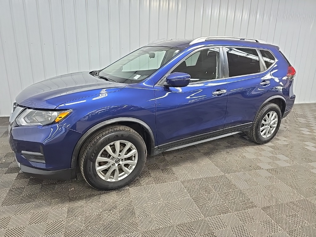 2019 Nissan Rogue SV photo 6
