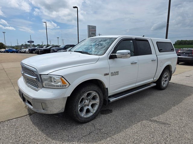 2017 Ram 1500 Laramie photo 3