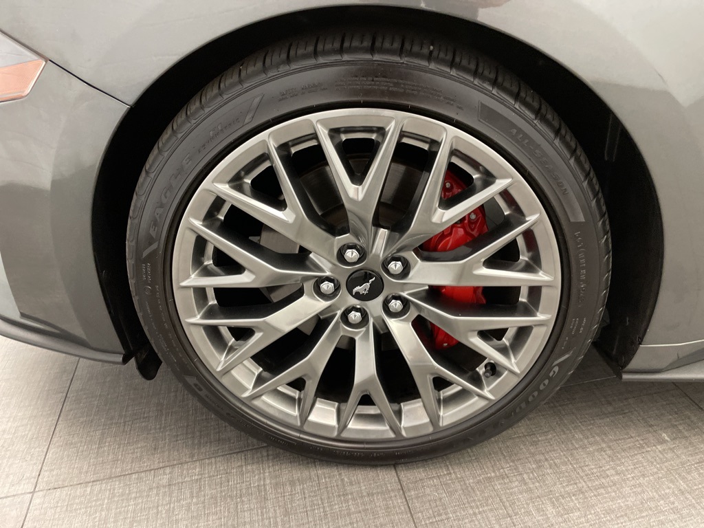 2020 Ford Mustang GT Premium photo 8