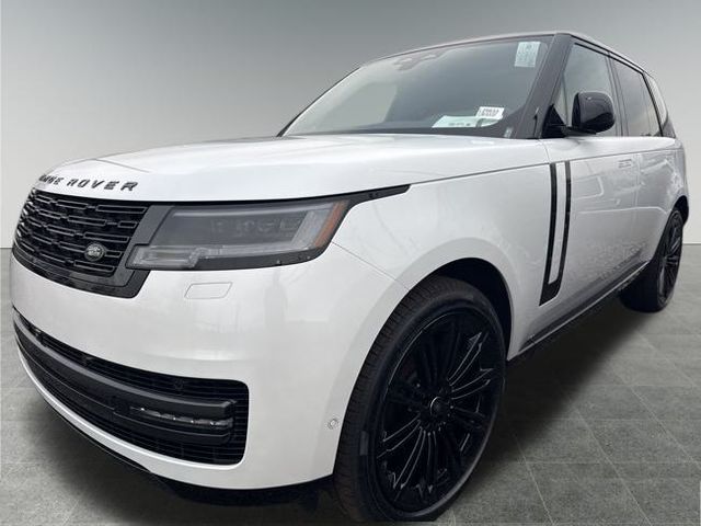 2025 Land Rover Range Rover SE's photo