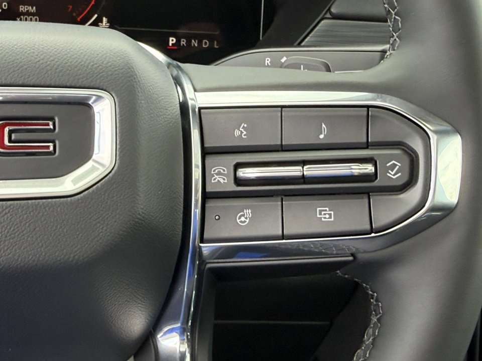 2026 GMC ACADIA - Image 20