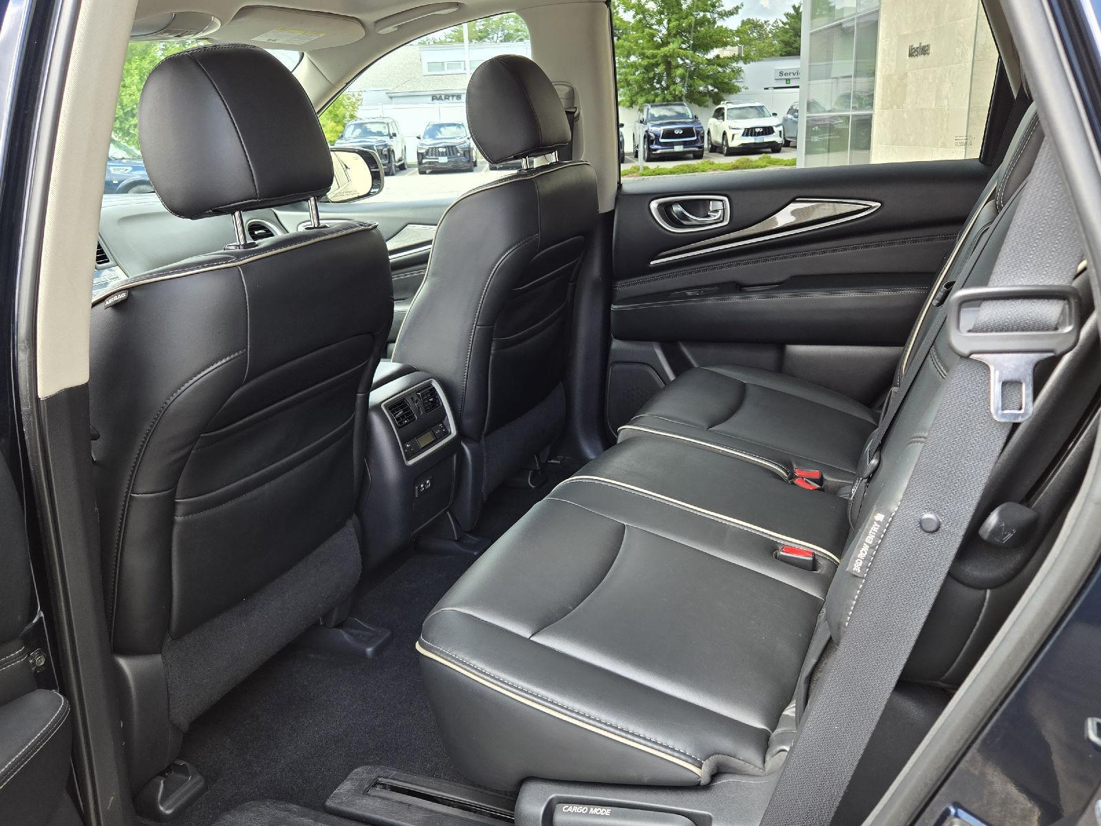 2019 Infiniti QX60 Luxe photo 17